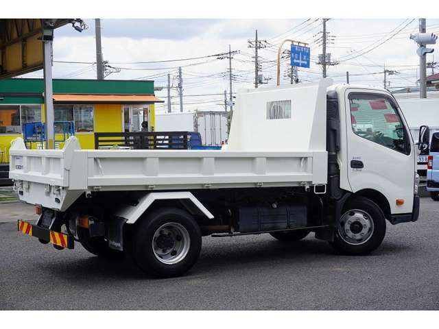 バン・トラック専門、総在庫200台以上！！当社のHPも是非ご覧ください。http://www.vantruck.co.jp/index.htm　　お問い合わせはフリーダイアル0078-6002-212393にてお願い致します。