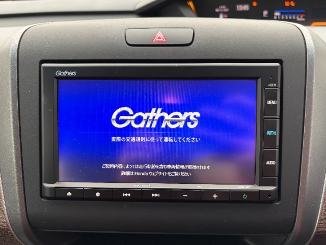 ホンダ純正メモリーナビを装備しています！！