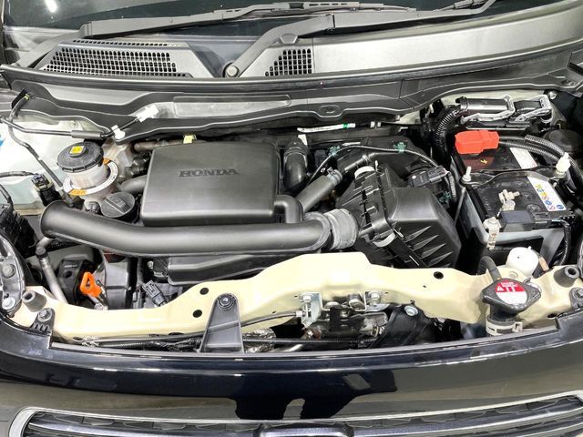 親切・丁寧な専門メカニックスタッフが応対！・車検・点検整備・事故等の修理などアフターサービスも安心。お車のカスタマイズもネクステージのサービススタッフまでご相談ください！