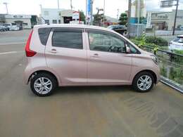 ☆　★　☆　　納　得　の　内　装　ク　リ　ー　ニ　ン　グ　済　み　車　　☆　★　☆　　　車の状態によってはシート、天張り、フロカーペットなどすべて取り外して徹底的に消毒清掃してから販売しております。