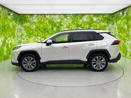 WECARSの在庫ページをご覧いただき誠にありがとうございます！WECARSは「お客様第一」をモットーにお客様のカーライフを全力でサポートいたします！