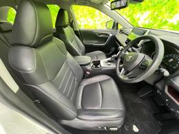 「この車の写真をもっと見たい」「状態が気になる」「この装備はついている？」どんな小さな疑問でもお気軽にお問い合わせください！