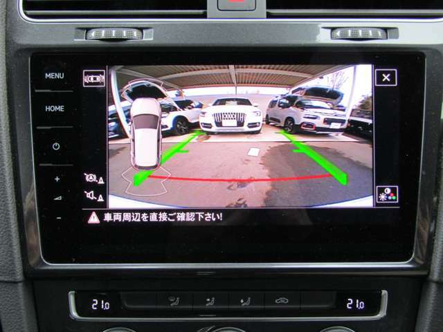 バックカメラ♪コーナーセンサーも装備されているのでバック駐車も安心です♪
