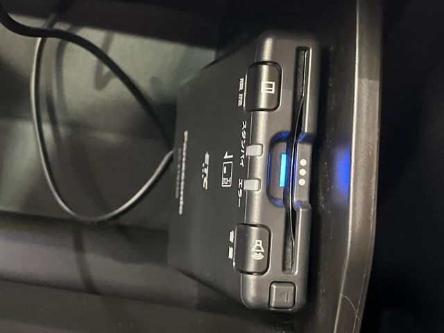 【ETC】高速道路の料金所をストレスなく通過！話題のスポットやサービスエリアに多い「スマートIC」利用時は必須のアイテムです。当店でセットアップを実施、ご納車当日からすぐにご利用いただけます！