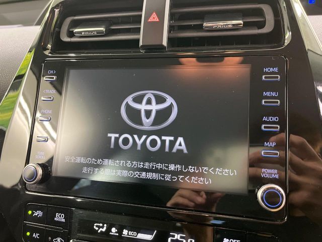 【ディスプレイオーディオ】視認性が高いディスプレイオーディオを装備♪操作性も良好で直感的なソース選択が可能です。