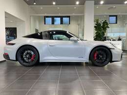 お電話で「カーセンサーを見た」とお伝えいただくとスムーズです。☆無料電話☆【0078-6002-536638】