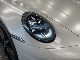 ショールームへのアクセスは、お車の場合は常盤自動車道・柏インターチェンジより国道16号線を千葉・柏方面へ約10分、または国道6号線・呼塚交差点より国道16号線を野田方面へ約5分でございます。