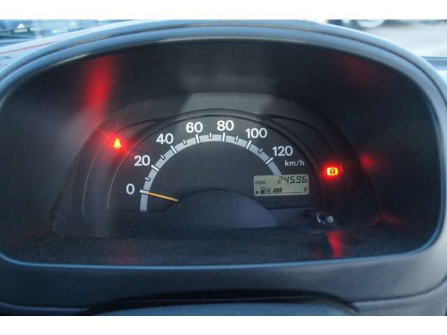 常時在庫200台以上あります。当店は厳選仕入れをしております。輸入車　国産車　注文車　納得のいく、お客様のお探しのいいお車がきっと見つかります。☆直通TEL0569-84-1338