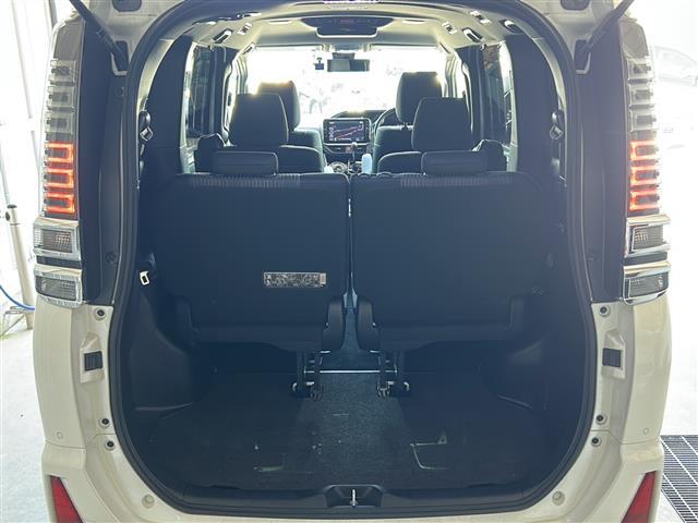 店舗にて現車の確認もいただけますので、お電話で在庫のご確認の上是非ご来店くださいませ。