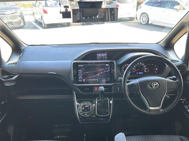 店舗にて現車の確認もいただけますので、お電話で在庫のご確認の上是非ご来店くださいませ。