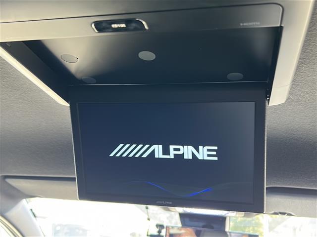 店舗にて現車の確認もいただけますので、お電話で在庫のご確認の上是非ご来店くださいませ。