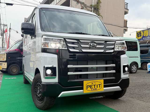当店は全車安心の総額表示！！総額以外のお値段は頂きません！（府外の方は別途他府県登録料がかかる場合がございます）ぜひお気軽にお問い合わせ下さい♪