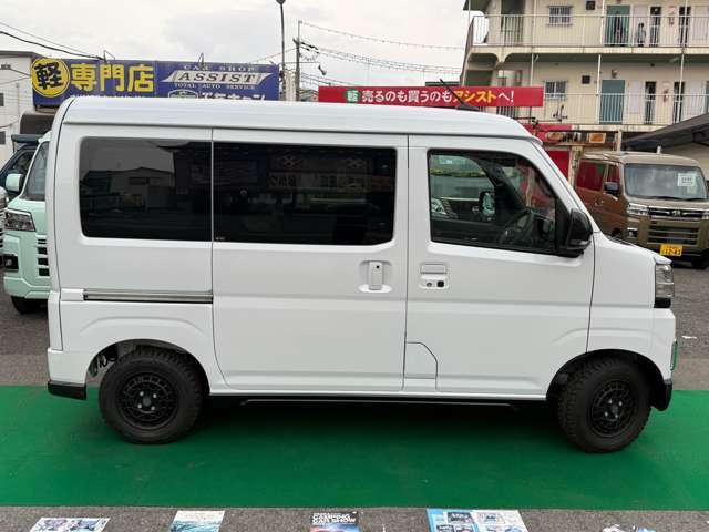購入時のオプション品は低金利のオートローンに組込み可能！！自動車保険（任意保険）の分割支払いも可能です！！