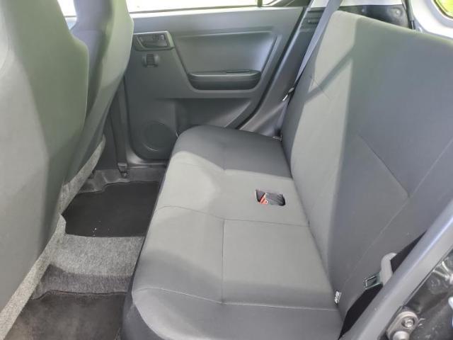 WECARSでは各商談席に大型モニターをご用意しております！見やすい大画面でゆったりと全国の在庫をご覧いただけます！是非ご来店お待ちしております！