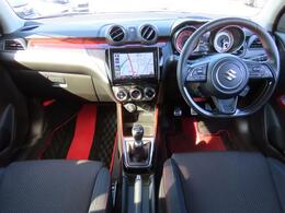 内外装の清掃・ガラス系ボディコーティングをCARクリーニング専門業者が施工いたしますので大変清潔。オリックス自動車ではみなさまに快適なドライブをお約束。