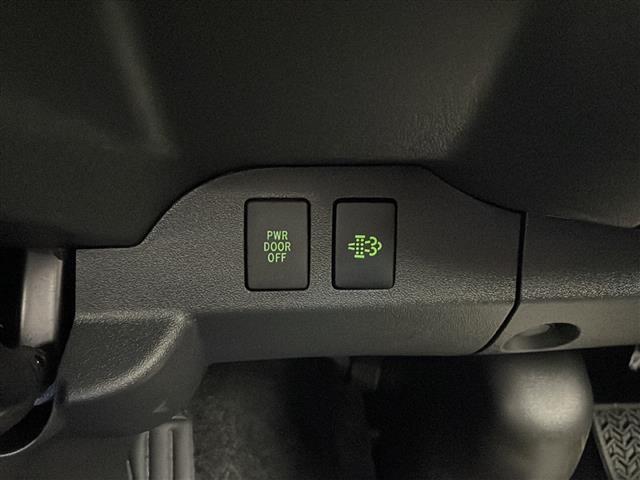 【運転席操作部】快適なドライブを楽しむための機能が装備されています！運転席から触れるので、使いやすいです！除菌プランいれていただくと、さらに清潔で安心していただけます！