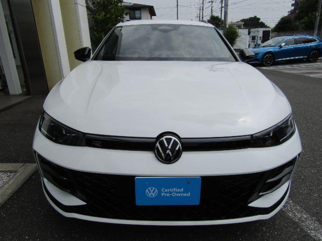 当店元試乗車2024年12月登録Passat eHYBRID R-LINE入荷致しました♪
