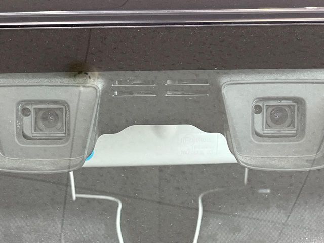 【スズキ　セーフティサポート】走行中に前方の車両等を認識し、衝突しそうな時は警報とブレーキで衝突回避と被害軽減をアシスト。より安全にドライブをお楽しみいただけます。