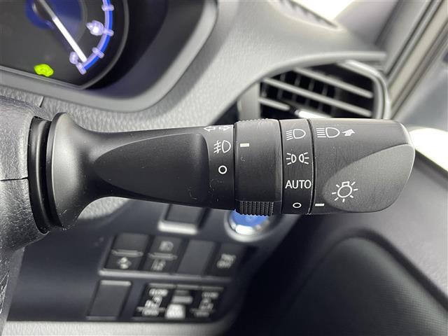 【運転席操作部】快適なドライブを楽しむための機能が装備されています！運転席から触れるので、使いやすいです！除菌プランいれていただくと、さらに清潔で安心していただけます！