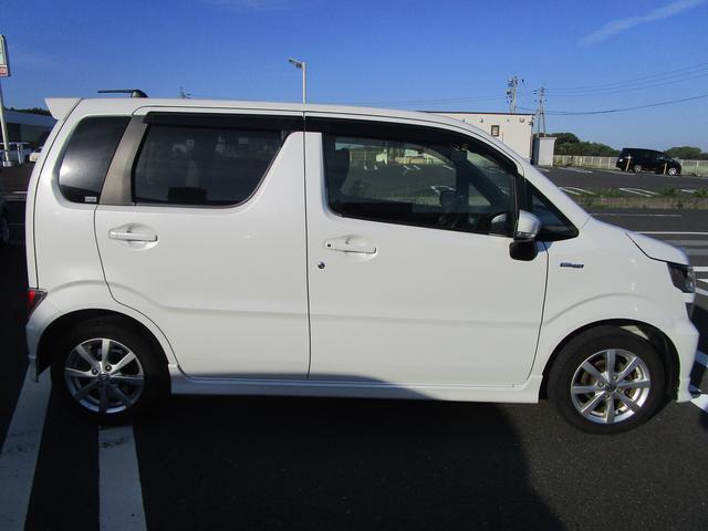 先行車発進お知らせ機能・ふらつき警報機能を搭載。