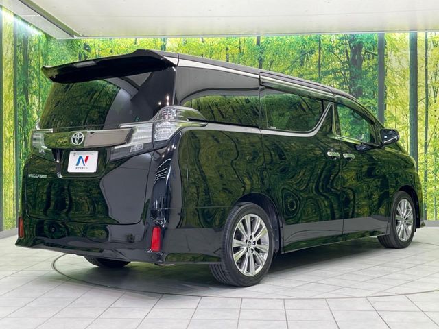 ☆全国のネクステージからお取り寄せが可能※！遠方の店舗に展示してあるクルマが気になる場合も、最寄りの店舗でご覧いただくことが可能です！是非私たちに要望をお聞かせください！※別途費用