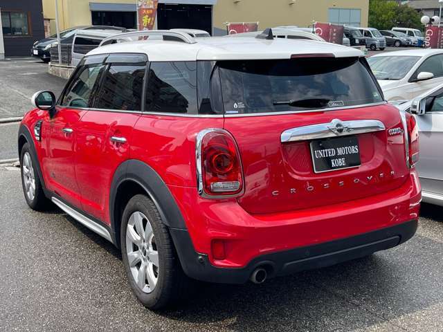 後部からもご覧ください！