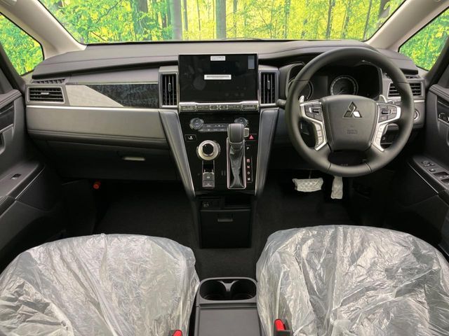 グループ総在庫数約30，000台！！全国の系列店からメーカー・車種問わずご紹介出来るので、あなたにピッタリのお車が見つかるはずです♪まずはお問い合わせ下さい☆