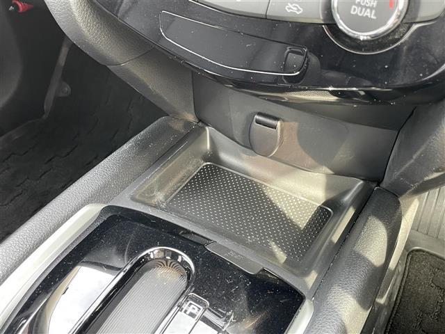 店舗にて現車の確認もいただけますので、お電話で在庫のご確認の上是非ご来店くださいませ！！！