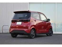 人気のサクラが入庫しました。是非現車を見にご来店下さい。