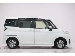 県内13店舗にて常時500台以上ダイハツ車を展示中です。見て、触って、納得のいく一台をぜひ見つけてください。