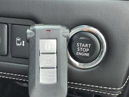 【付属品】このクルマ限定で使える装備品が付いています！使い方などはぜひ実際に店舗にお越しいただき、専門スタッフにお尋ねください！