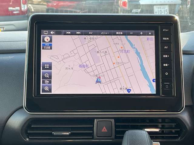 最近ではスマホをナビ代わりにしたりしますが運転中の操作が危ない、すぐに熱くなる、電話がかかってきたら使えないなどデメリットも多いです。まだまだカーナビは必須です。