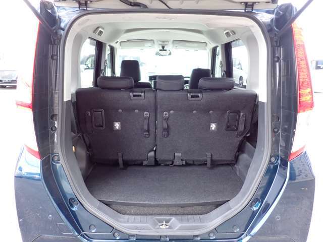 ラゲッチは広々！シートアレンジで大きな荷物も積めますよ！