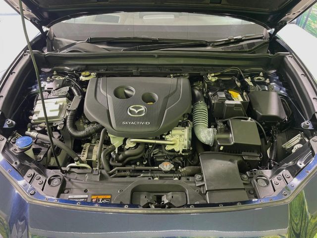 親切・丁寧な専門メカニックスタッフが応対！・車検・点検整備・事故等の修理などアフターサービスも安心。お車のカスタマイズもネクステージのサービススタッフまでご相談ください！