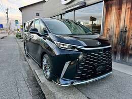 モデリスタエアロ　21インチ社外アルミホイール　48インチ後席ディスプレイ　冷蔵庫　ユニバーサルステップ　マークレビンソン　デジタルインナーミラー　ドラレコ　デジタルキー　本革シート　ETC