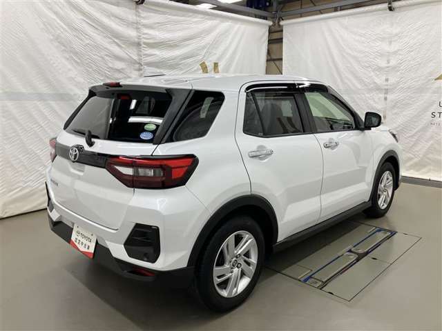 走りにこだわりながら収納力も持ち合わせたお車です。荷物を載せて軽快なドライブを楽しめますよ♪
