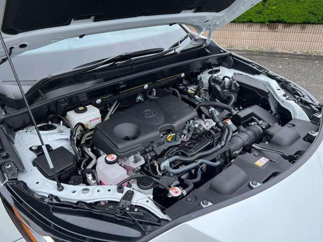 新車保証継承も行えますので、お渡し後は新車と同じディーラー保証内容となっております。