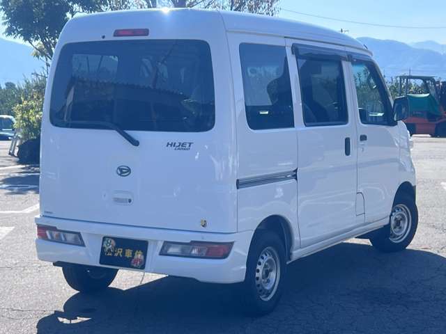 ★自社整備工場を完備！車検・定期点検・オイル交換はもちろん、板金も専用工場で丁寧な仕上げが自慢です！★お問い合わせは026-293-8630までお気軽にどうぞ♪