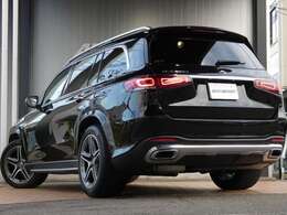 人気のオブシディアンブラック！！　安心の右ハンドル＆正規D車！！　取説・記録簿付　事故歴ありません　SUV特有の使用感はとても少なく心地よい禁煙車輌に便利な7人乗り！！