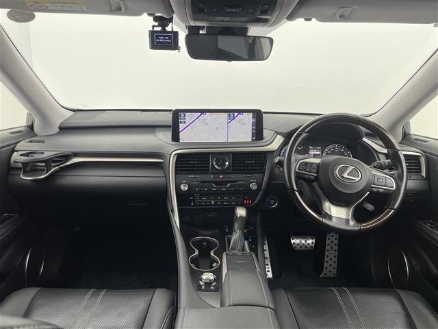 ◆商談ルームには「キッズスペース」を完備しています。DVD、ブロック、絵本、おままごとセット。お子様連れでも、ゆっくりとお車をお選びいただけます！