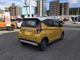 ご覧いただきましてありがとうございます。県外登録納車も承っております！お気軽にお問い合わせください。フリーダイヤル　0120-852-167　《カーセブン高須店》までお電話を！