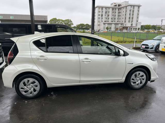 セーフティセンス◆衝突軽減ブレーキ◆車線逸脱警報◆先行車発進お知らせ機能◆オートハイビーム◆前後クリアランスソナー◆ナビ◆DVD再生◆Bluetoothオーディオ◆ETC◆禁煙車◆タイミングチェーン駆動
