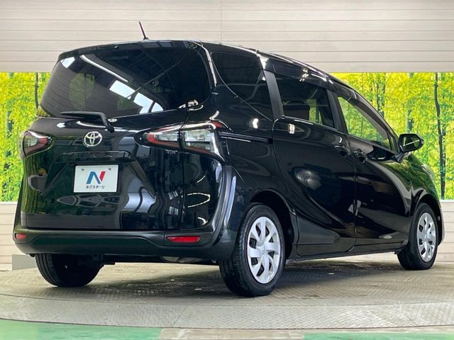 ☆全国のネクステージからお取り寄せが可能※！遠方の店舗に展示してあるクルマが気になる場合も、最寄りの店舗でご覧いただくことが可能です！是非私たちに要望をお聞かせください！※別途費用