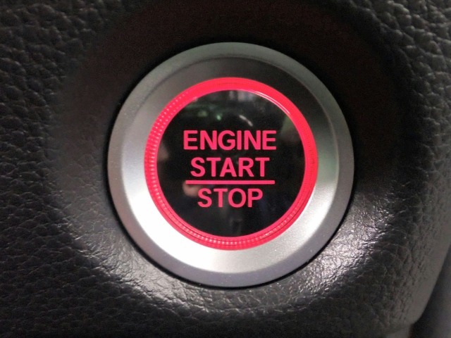 ◆東海地区最大級の展示場に自社整備工場完備で安心♪三重県でホンダ車をお探しならU-Select鈴鹿へご用命ください♪お問い合わせは　TEL　059-378-7717　へお気軽にお問い合わせください◆