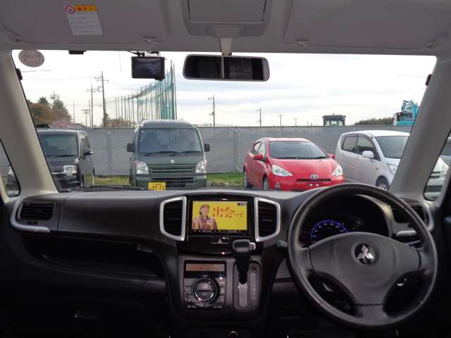 WエアB＆ABS＆スマートキー＆プッシュスタート＆HDDナビ＆DVD再生＆CD＆ミュージックサーバー＆Bluetooth＆フルセグTV