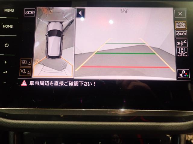 バックモニター搭載で車庫入れ安心！バック中の死角部分がモニターに映し出されるので安全性アップ！！
