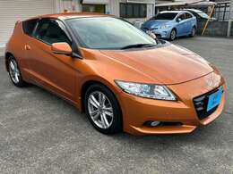 弊社では屋内展示スペースを完備しています！悪天候でもご安心ください！