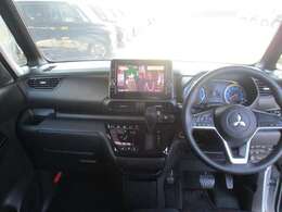 内装はとてもキレイで程度がとてもいいです。マットのすみずみまできれいにしています。もちろん気になる臭いもありません。