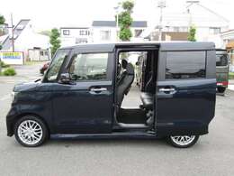 【初めてご購入の方】当社ホームページ「クローバーランドカーズ」で検索！☆簡単審査！全車両ローン仮審査機能付き　☆ご来店予約　☆新着車両　☆ご購入の流れ　など情報満載です。LINEでのお問合せもOK
