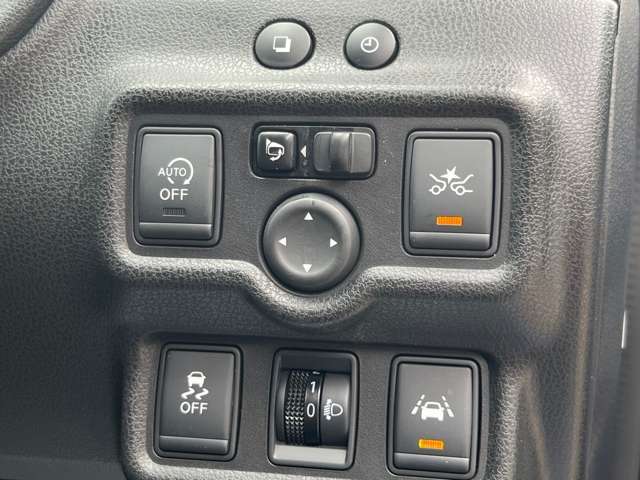 積載車も完備しておりますので、もしものトラブルの際にはシシドモータースのスタッフが現場まで駆けつけます！！